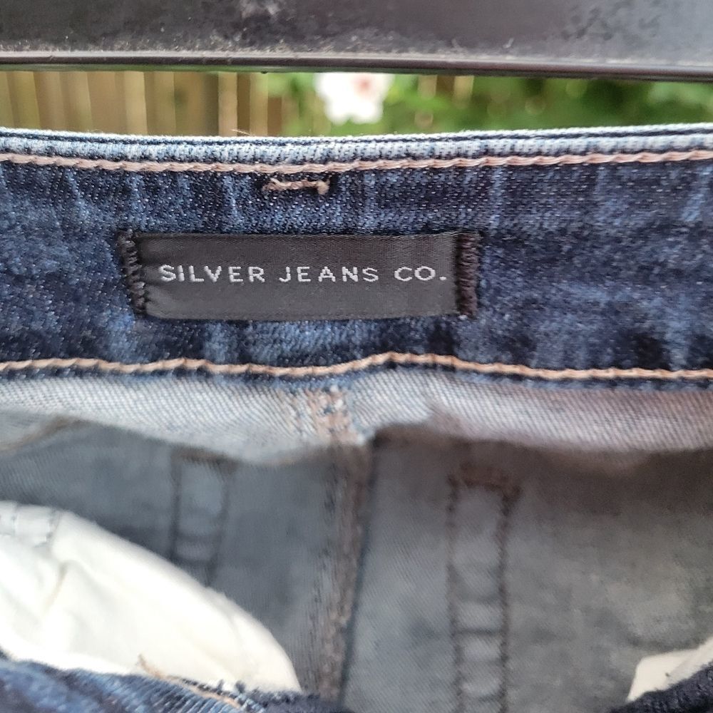 Silver Jeans - Picture 9 of 13